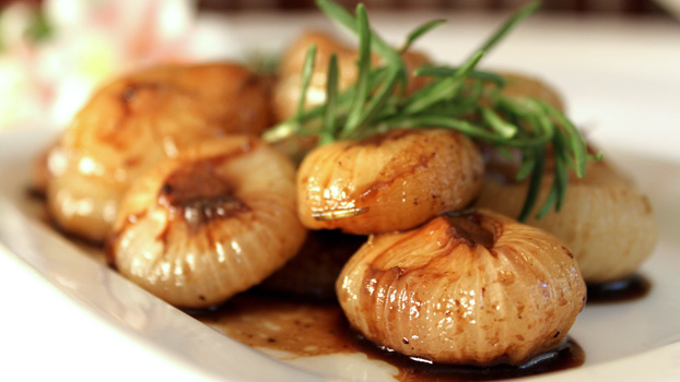 Roasted Cipollini Onions with Balsamic Vinegar
